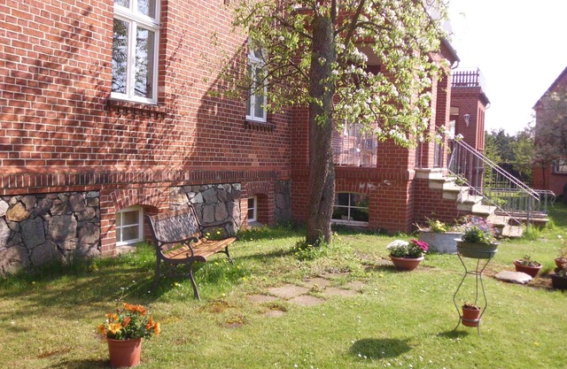 Comfortable apartment for 2 pers. + Child in a renovated monument with a four-sided courtyard