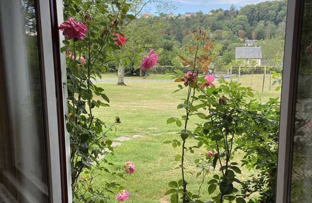 Comfortable gîte for 11 people in the countryside, 2 minutes from Honfleur.