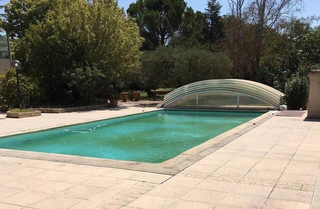 Comfortable gite, quiet location in wooded grounds, swimming pool, terrace