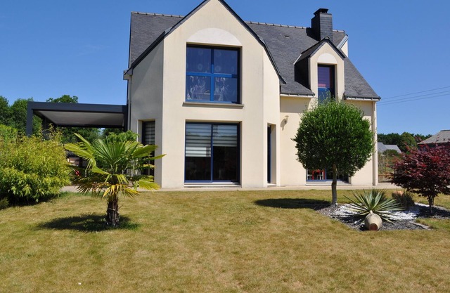 Comfortable house centered for discoveries from Brocéliande to the ocean