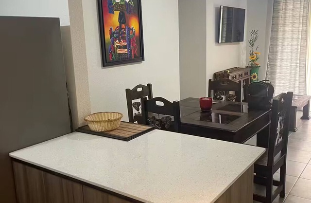 Comfortable & Newly furnished Apt.