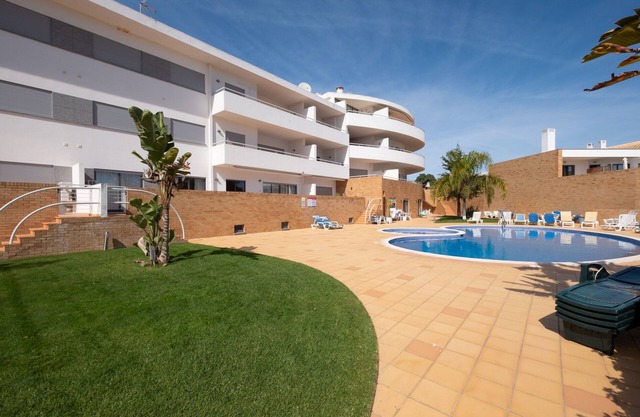 Comfortable sea view apartment [77]
