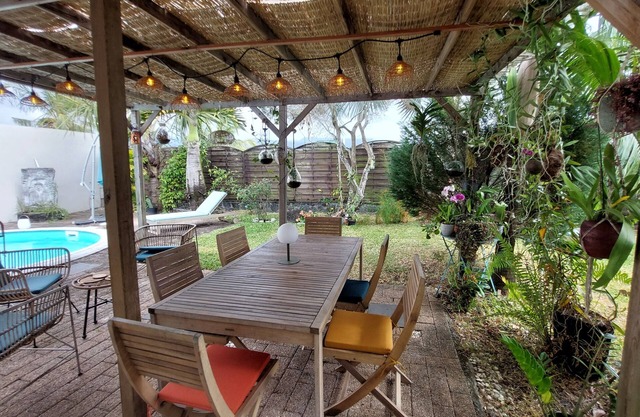 Comfortable villa for 6 people with swimming pool in the heart of East Reunion Island