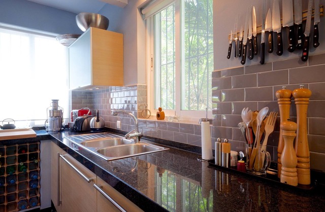 Comfortable villa with private swimming pool and view on the sea. Fast Internet