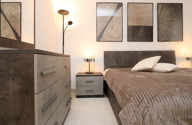 Comfy Living: 2-Room Suite at Ambra Apartments