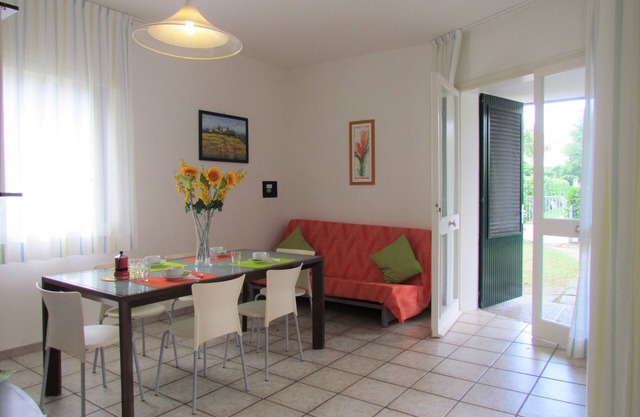 Comfy villa near the beach