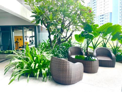 Compass One Building - Luxury Apartments