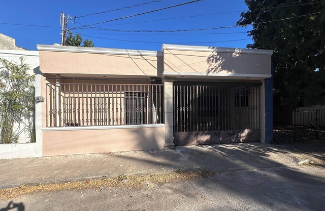 COMPLETE HOUSE IN ALTABRISA MERIDA