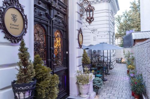 Conacul Coroanei Luxury Boutique Hotel