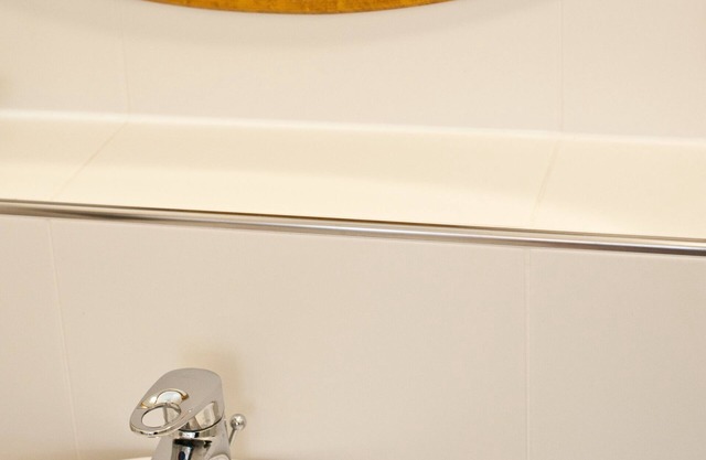 Condo-Apartment-Private Bathroom-4
