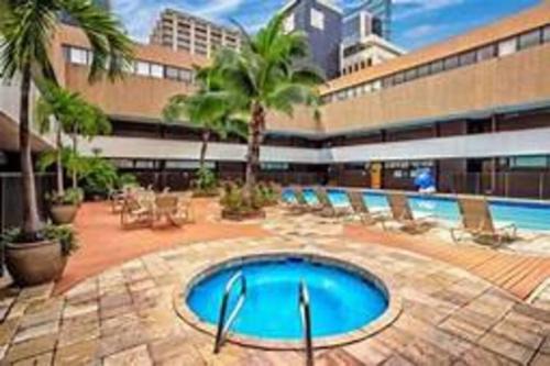 Condotel with Free Parking Wifi Central AC