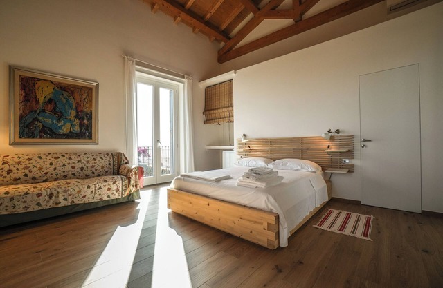 Contrada Salice - Lapilli