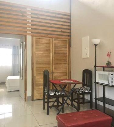 Conveniente ubicación en zona muy silenciosa Apt 3