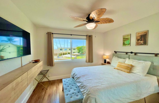 Cool 2-bedroom apartment with AC and POOL in Kailua-Kona