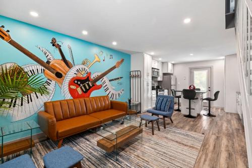 Cool Vibes Music Capital SoCo Townhome!