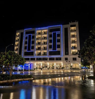 Coral Beach Hotel & Spa