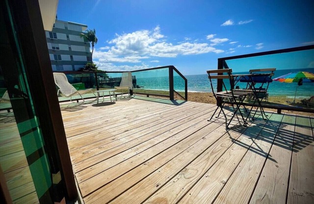 Corner Beachfront Family Suite