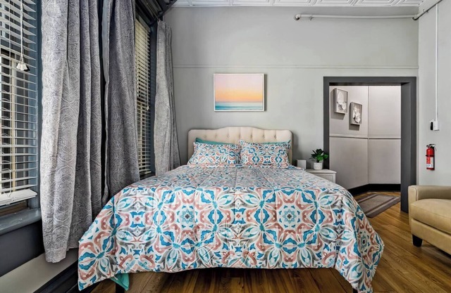 Cornerstone Loft in Downtown Bristol