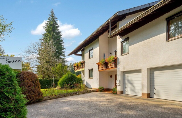 Cosy apartment for 4 people with WIFI, TV, terrace and pets allowed