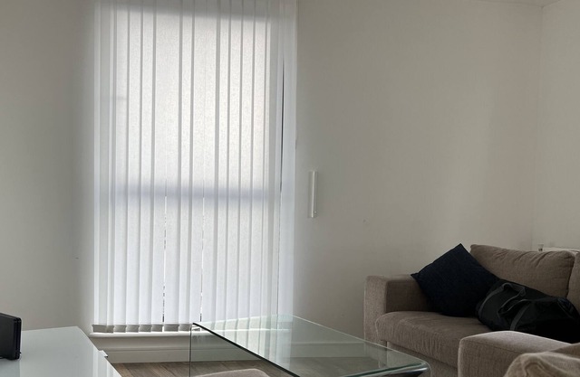 Cossy 1 Bed Apartment in London