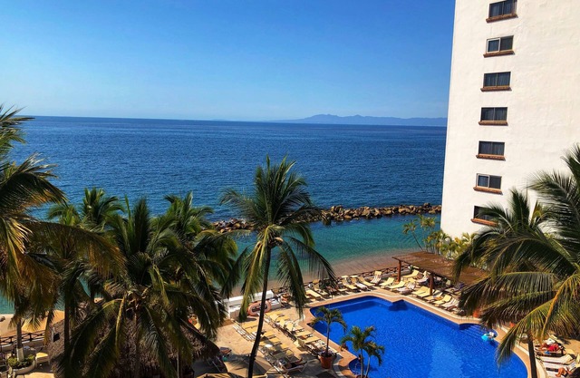 Costa Sur Resort by VRHost