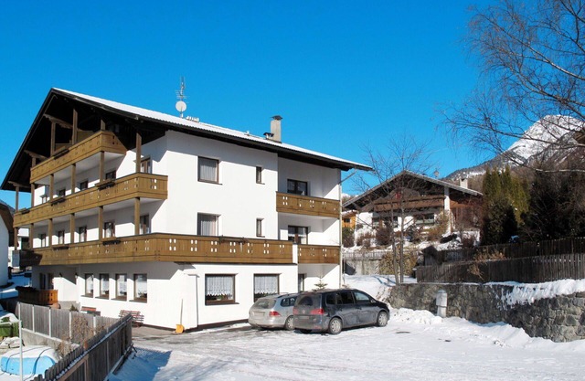 Cosy apartment for 6 people with WIFI, TV, balcony and pets allowed
