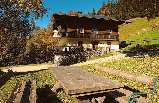 Cosy apartment for 3 people with WIFI, terrace, pets allowed and panoramic view