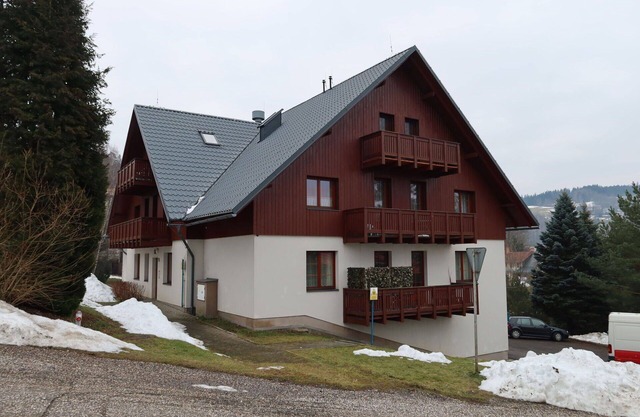Cosy apartment for 4 guests with WIFI, TV, balcony, pets allowed and panoramic view