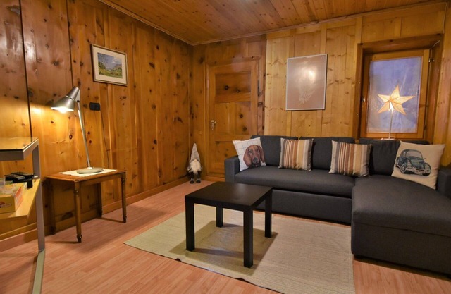 Cosy apartment for 4 guests with TV