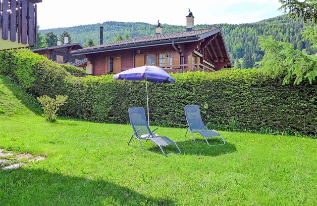 Cosy apartment for 5 people with WIFI, TV, patio, pets allowed and panoramic view