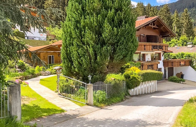 Cosy apartment for 6 people with WIFI, TV and balcony