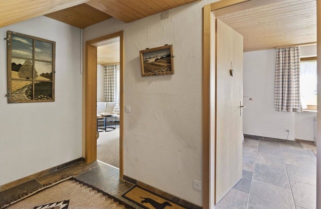 Cosy apartment for 2 people with WIFI, TV, balcony and pets allowed