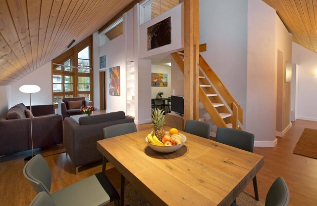 Cosy apartment for 4 people with pool and TV