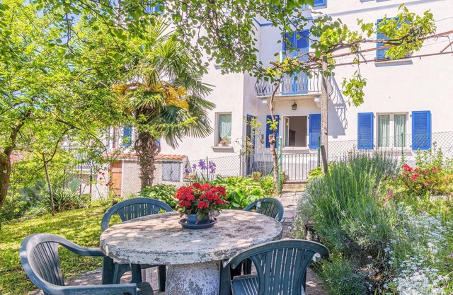 Cosy apartment for 4 people with WIFI, TV, balcony and pets allowed