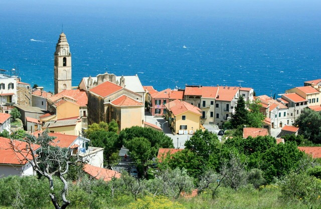 Cosy apartment for 6 guests with WIFI, TV, balcony and pets allowed