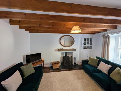 Cosy Beach Cottage - Cawsand