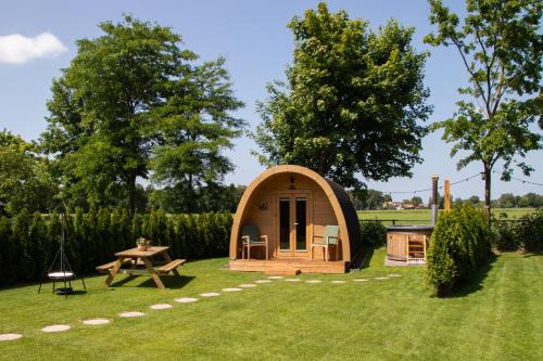 Cosy Cabin Overloon