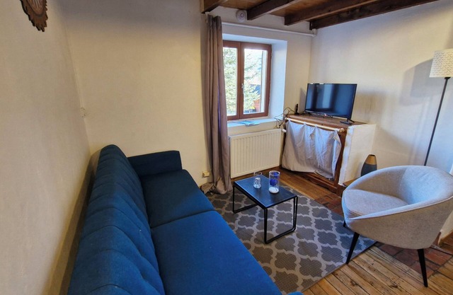 Cosy, comfortable mountain apartment with swimming pool