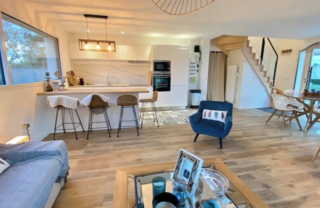 Cosy cottage for 4 people with access to the dunes