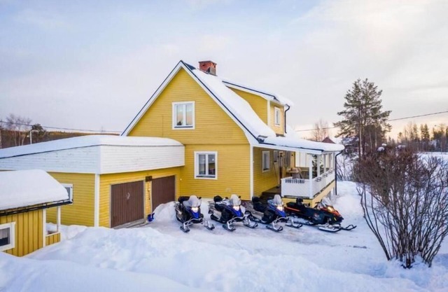 Cosy holiday home in the wilderness of Lapland