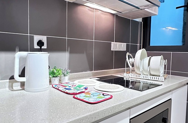 Cosy Homestay 6Paxs near Bt caves Mt Kiara Hartamas Mitech Selayang Kepong KLCC