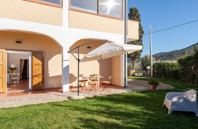 Cosy apartment for 6 people with A/C, WIFI, TV, terrace and pets allowed