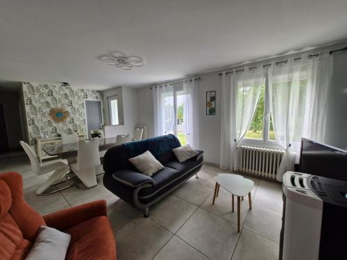 Cosy la Riveraine Cottage