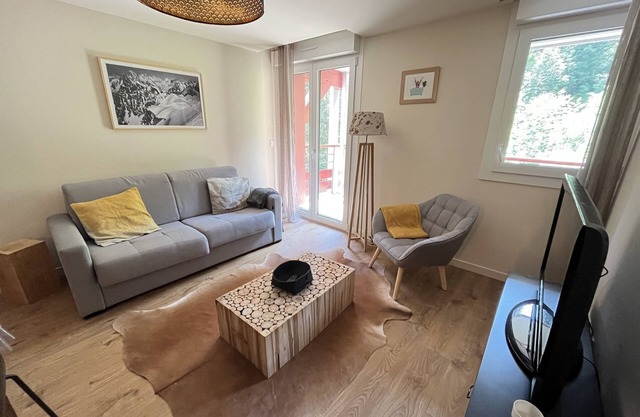 Cosy new apartment for 6/8 people at the foot of the slopes Arc 1800