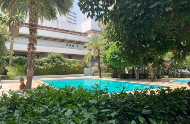 Cosy studio with garden & pool view