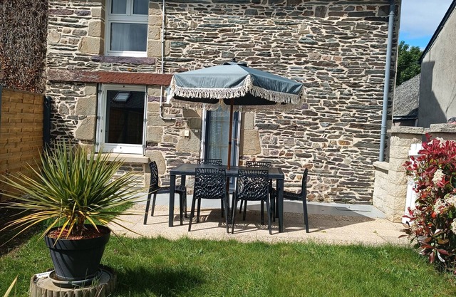 Cottage at the Edge of the Legendary Forest