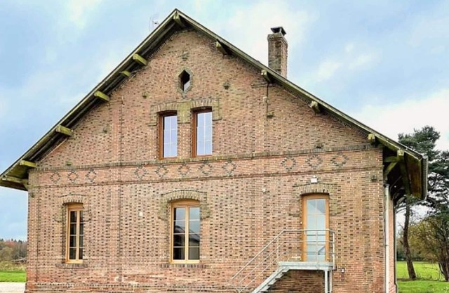 Cottage in Normandy with WIFI and Pets Allowed, Near the Forest