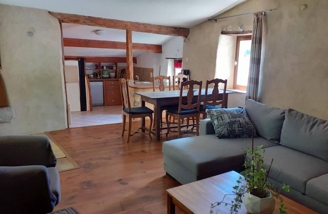 Cottage 'Gite De Pascal Et Virginie' with Mountain View, Private Terrace and Balcony