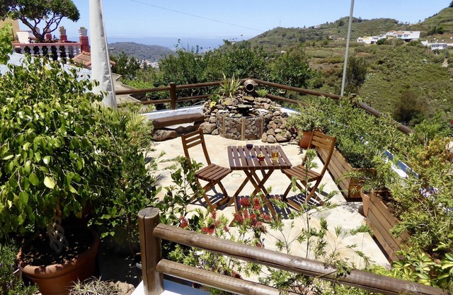Cottage in the hills of the island, near Teror and many great hiking trails