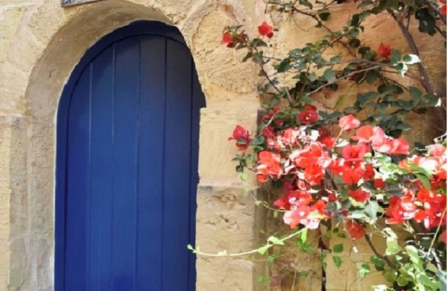 Cottage located in the heart of the quiet small village of Santa Lucija